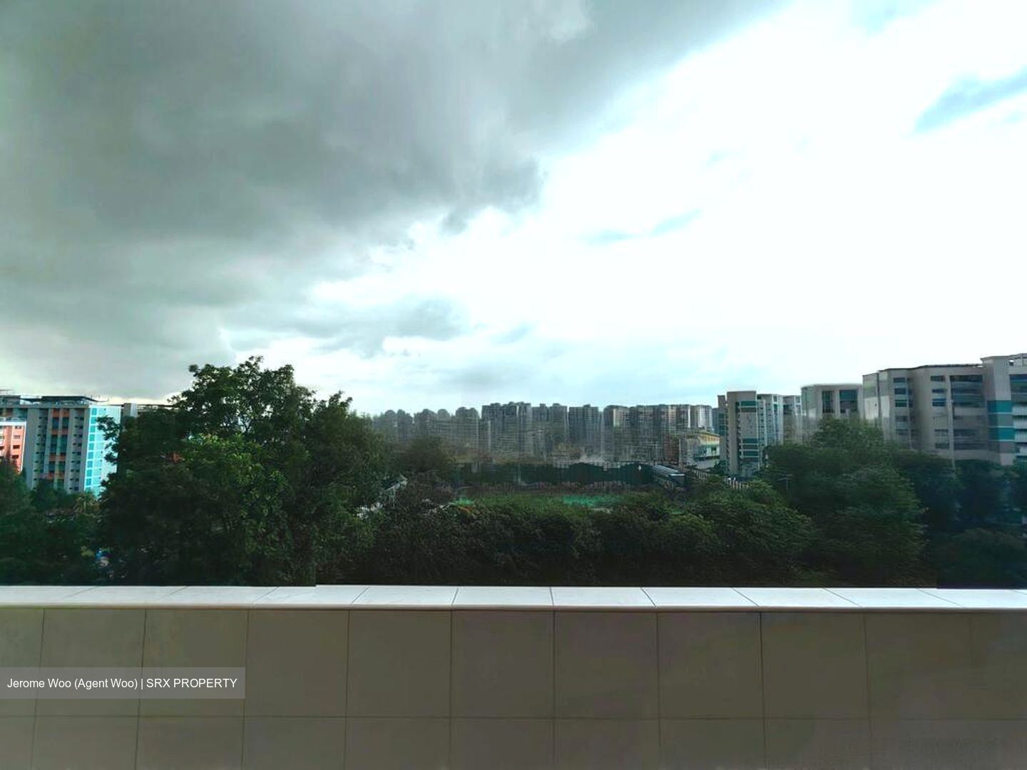 Blk 327 Jurong East Street 31 (Jurong East), HDB Executive #458035311